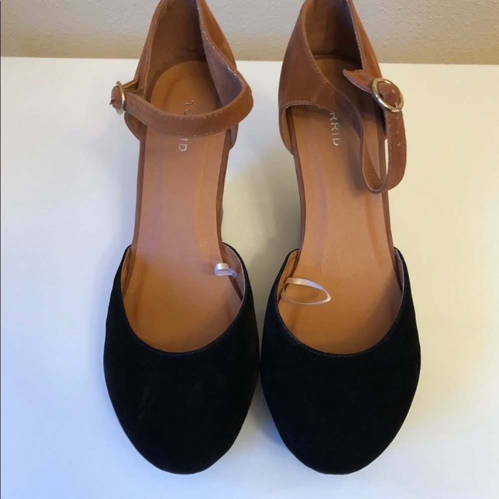 Black and Tan Torrid Wedge Heels